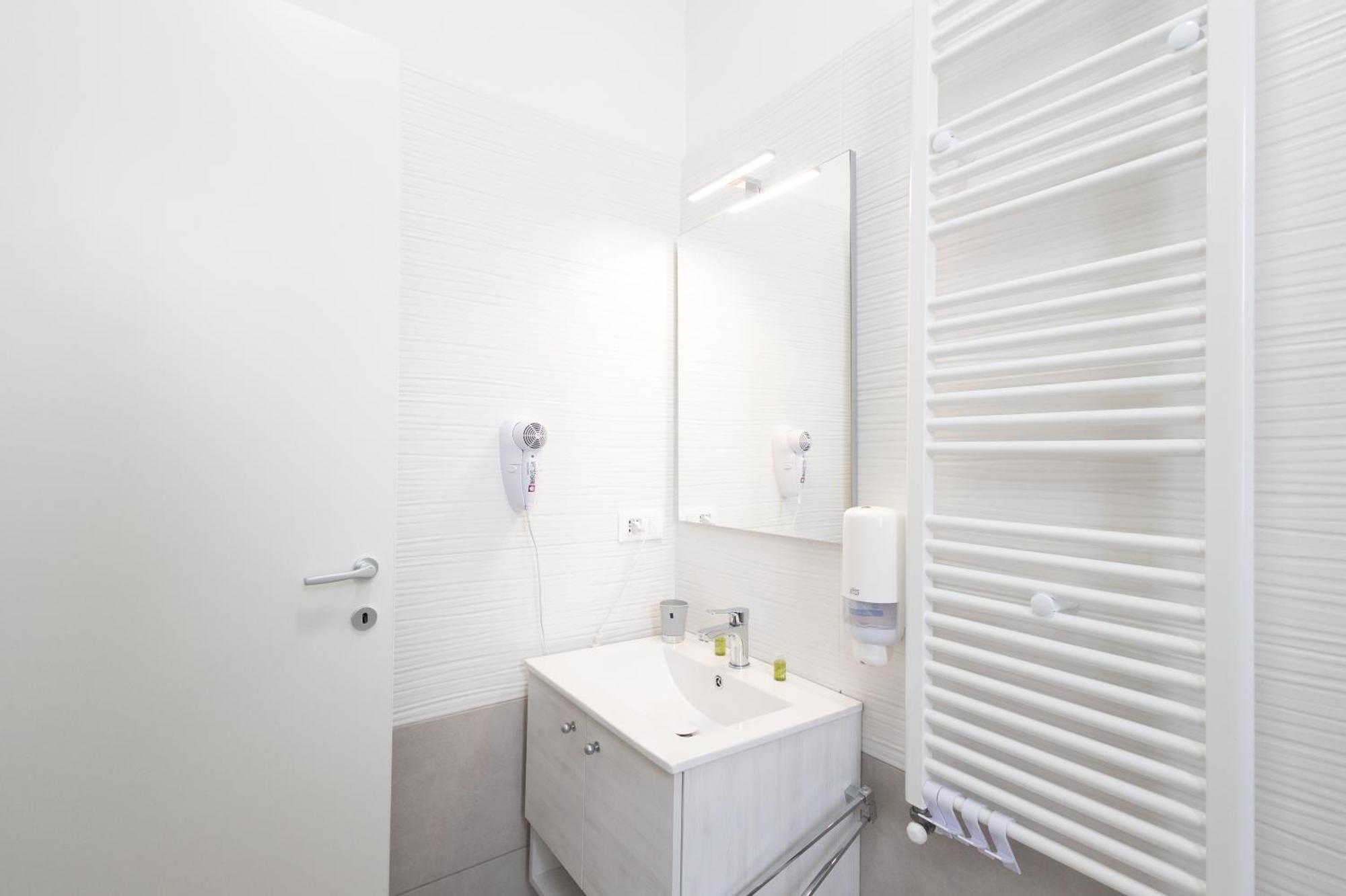 59 Tourist House Bologna Lame - Self Check-In Apartment Exterior photo